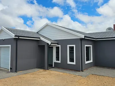 3 Bedroom House For Sale in Jeffreys Bay - ReID.webp