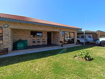 3 Bedroom House For Sale in Jeffreys Bay - img