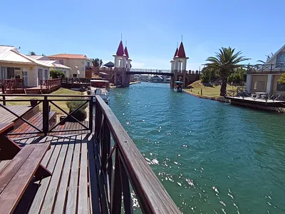 3 Bedroom Townhouse For Sale in Jeffreys Bay - Ysv7.webp