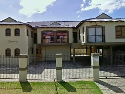 2 Bedroom Apartment To Rent in Jeffreys Bay - 9WC3.webp