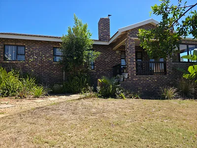 3 Bedroom House For Sale in Jeffreys Bay - img