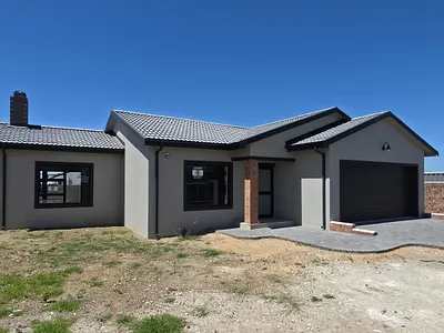 3 Bedroom House For Sale in Jeffreys Bay - img