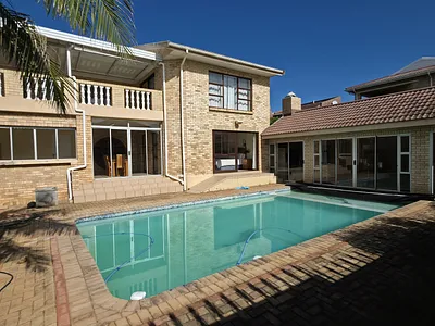 9 Bedroom House For Sale in Jeffreys Bay - img
