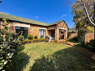 2 Bedroom Townhouse For Sale in Pretoria - img