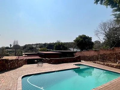 4 Bedroom House For Sale in Pretoria - img