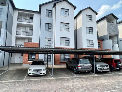 2 Bedroom Apartment For Sale in Pretoria - img