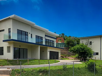 4 Bedroom House For Sale in Desainagar - img