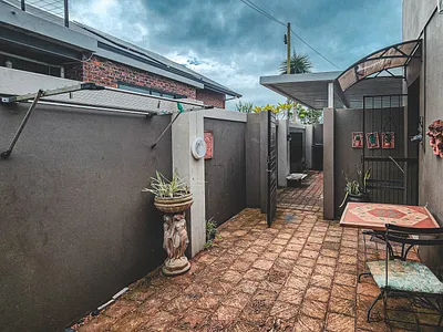 1 Bedroom Apartment To Rent in Ballito - Pbr6.webp