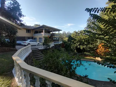 6 Bedroom House For Sale in Durban - CrNR.webp