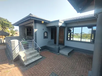 4 Bedroom House For Sale in Durban - img