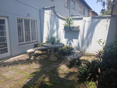 2 Bedroom Apartment To Rent in Pinetown - img
