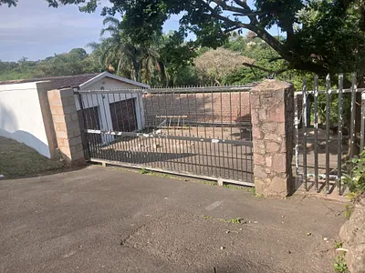 3 Bedroom House To Rent in Durban - Z8KB.webp