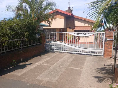 13 Bedroom House For Sale in Claire Estate, Durban - MZNe.webp
