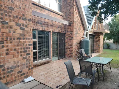 Apartment To Rent in Somerset West - xKkj.webp
