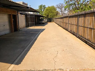 3 Bedroom Apartment For Sale in Pretoria - mxp0.webp