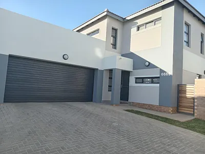 3 Bedroom House For Sale in Centurion - bRVZ.webp