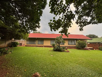 3 Bedroom House For Sale in Pretoria - img