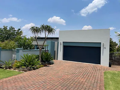4 Bedroom House For Sale in Centurion - 11WB.webp