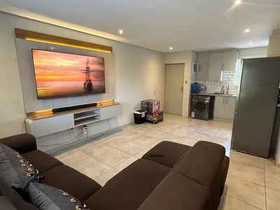2 Bedroom Apartment For Sale in Randburg - tMEm.webp