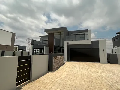 4 Bedroom House For Sale in Centurion - QRGZ.webp
