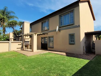 3 Bedroom Apartment For Sale in Pretoria - ncHB.webp