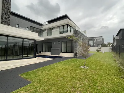 7 Bedroom House For Sale in Centurion - TBQZ.webp