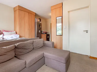1 Bedroom Apartment To Rent in Johannesburg - QBTC.webp