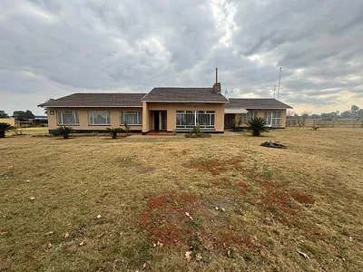 Farm For Sale in Valley Settlements AH, Meyerton - s8hY.webp