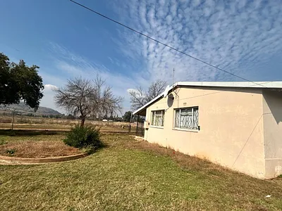 3 Bedroom House For Sale in Heidelberg - RgYa.webp