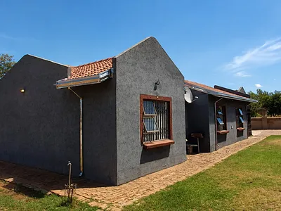 3 Bedroom House For Sale in Meyerton - Q2wd.webp