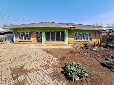 3 Bedroom House For Sale in Vereeniging - FPrC.webp