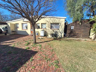 3 Bedroom House For Sale in Sasolburg - xIzq.webp
