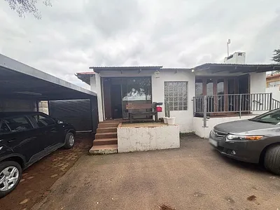 3 Bedroom House For Sale in Johannesburg - RKBm.webp