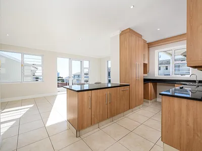 2 Bedroom Apartment For Sale in Port Elizabeth - q7N8.webp