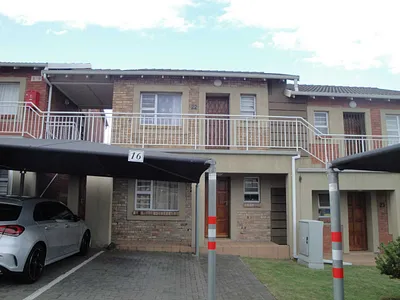 2 Bedroom Apartment To Rent in Port Elizabeth - 8wxz.webp