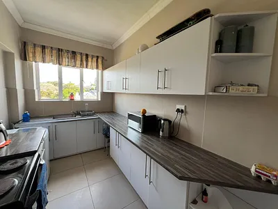 1 Bedroom Apartment To Rent in Port Elizabeth - img