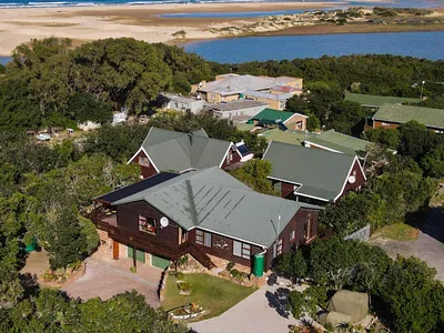 4 Bedroom House For Sale in Gamtoos Mouth - img