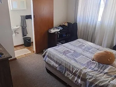 1 Bedroom Apartment To Rent in Port Elizabeth - h97i.webp