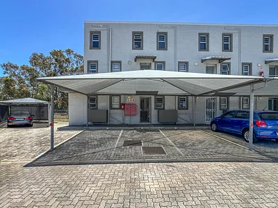 Apartment For Sale in Port Elizabeth - img