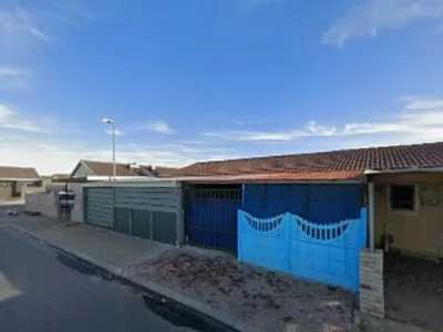 2 Bedroom House For Sale in Cape Town - uAJo.webp