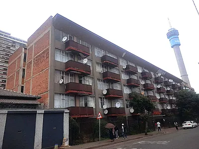 3 Bedroom Apartment For Sale in Johannesburg - img