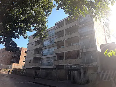 2 Bedroom Apartment For Sale in Johannesburg - img