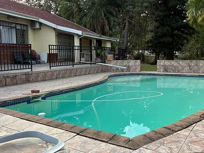 4 Bedroom House For Sale in Durban - g6h8.webp