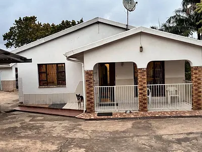 3 Bedroom House For Sale in Pinetown - Lbap.webp