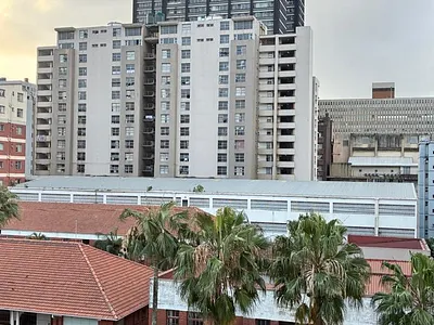 4 Bedroom Apartment To Rent in Durban - MuKt.webp