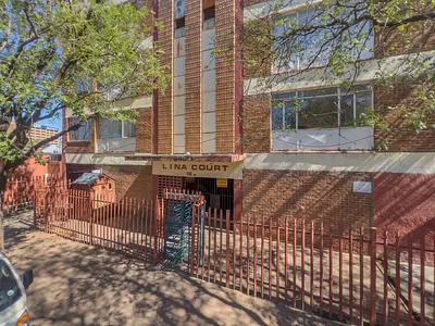 2 Bedroom Townhouse For Sale in Kempton Park - 0B6Q.webp