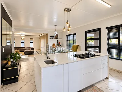 4 Bedroom House For Sale in Midrand - img