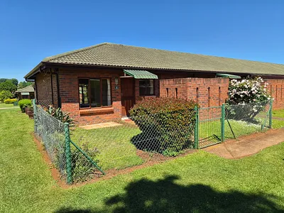 1 Bedroom Townhouse For Sale in Howick - 0RiZ.webp