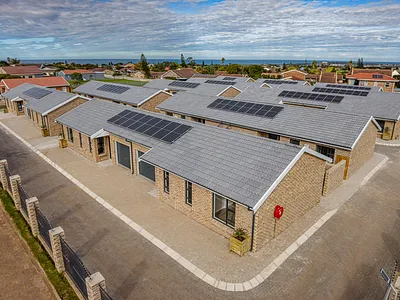 2 Bedroom Townhouse For Sale in Jeffreys Bay - img