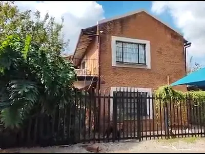 1 Bedroom Apartment To Rent in Midrand - 4uFd.webp